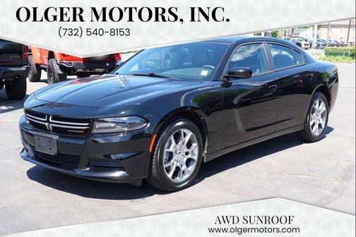 Black 2015 Dodge Charger SE