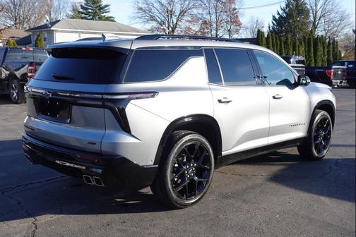 2024 Chevrolet Traverse RS