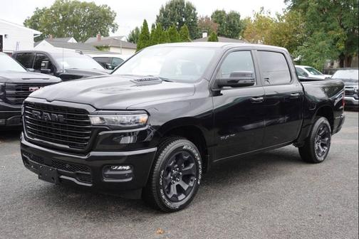 2025 RAM 1500 Sport