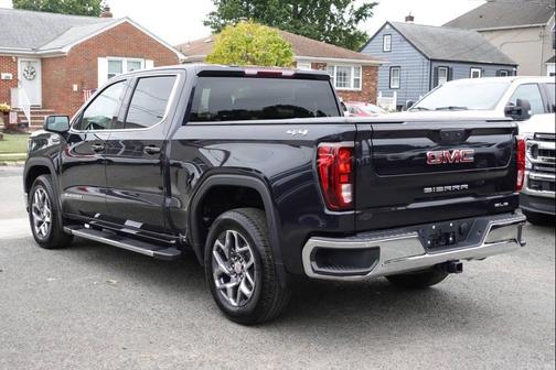 2022 GMC Sierra 1500 SLE