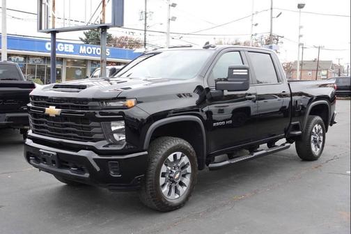 2024 Chevrolet Silverado 2500 Custom