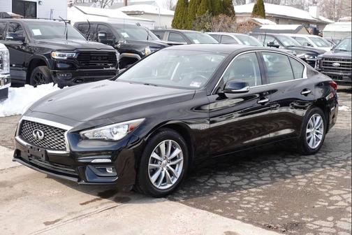 2019 INFINITI Q50 Base