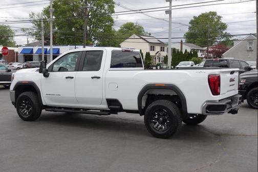 White 2023 GMC Sierra 2500 Pro
