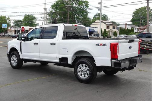2023 Ford F-250 XLT