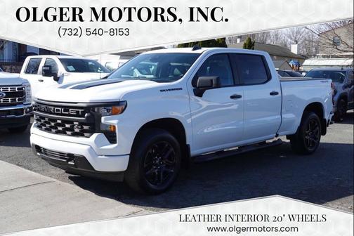 White 2024 Chevrolet Silverado 1500 Custom