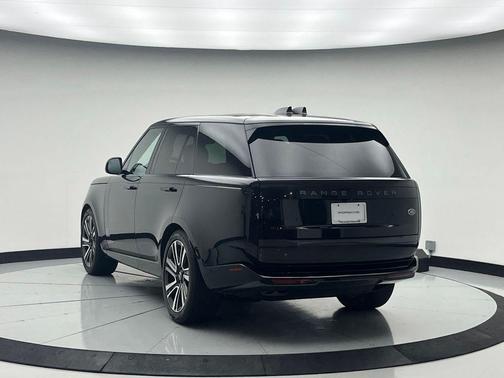 Santorini Black 2023 Land Rover Range Rover P530 SE