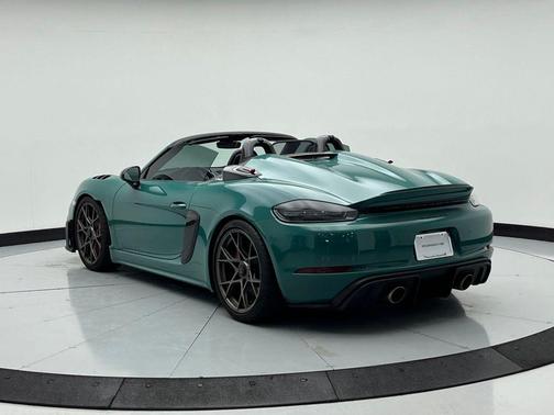 2024 Porsche 718 Spyder RS
