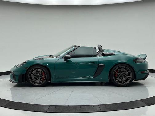 2024 Porsche 718 Spyder RS