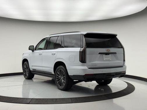 Vibrant White Tricoat 2026 Cadillac Escalade Sport Platinum