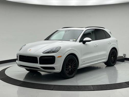 2021 Porsche Cayenne GTS