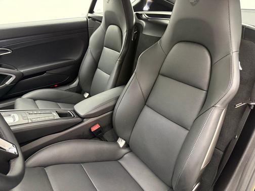 2024 Porsche 718 Cayman GTS 4.0