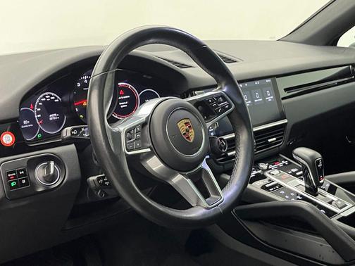 2020 Porsche Cayenne Cayenne