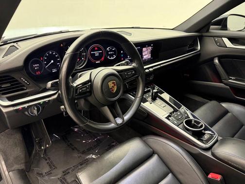 Jet Black Metallic 2022 Porsche 911 Carrera