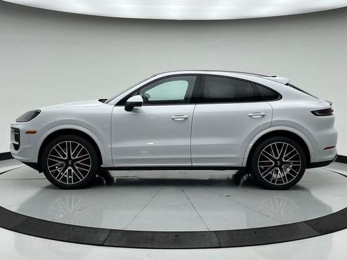2025 Porsche Cayenne S