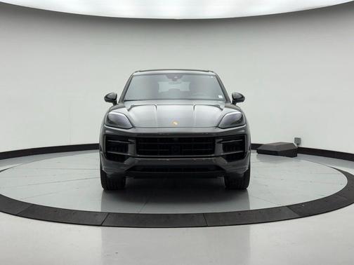 2024 Porsche Cayenne S
