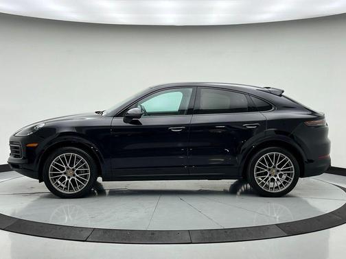 2022 Porsche Cayenne 