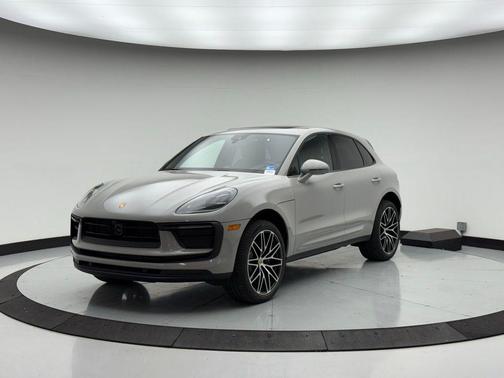 2026 Porsche Macan 