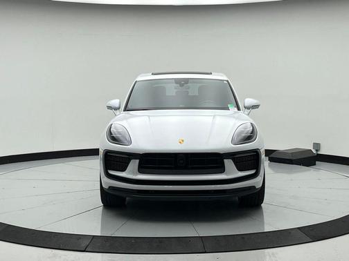 2024 Porsche Macan S