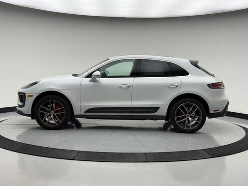 2024 Porsche Macan S