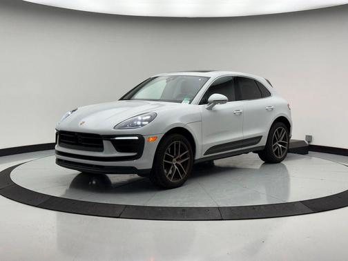 2024 Porsche Macan S