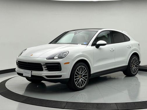 White 2023 Porsche Cayenne Cayenne