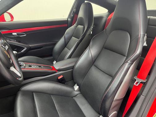 Guards Red 2018 Porsche 911 Carrera 4 GTS