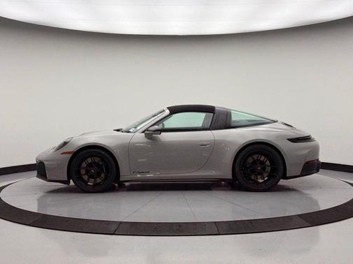 2026 Porsche 911 Targa 4 GTS