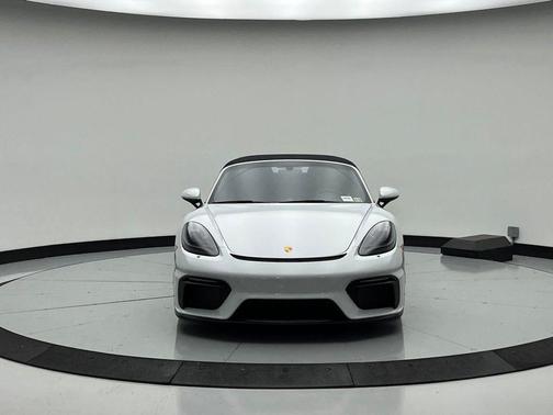2023 Porsche 718 Spyder 