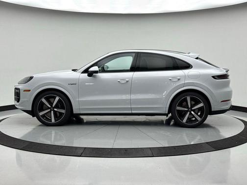 2026 Porsche Cayenne Turbo