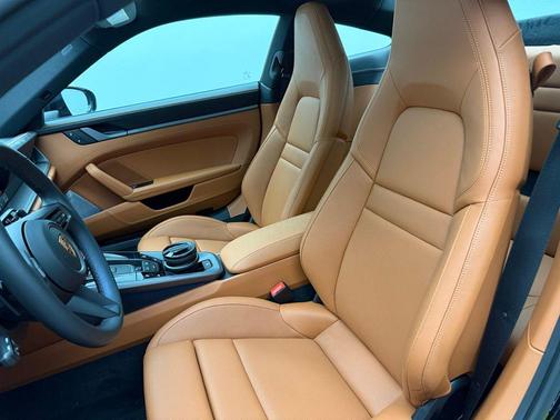 2026 Porsche 911 Carrera