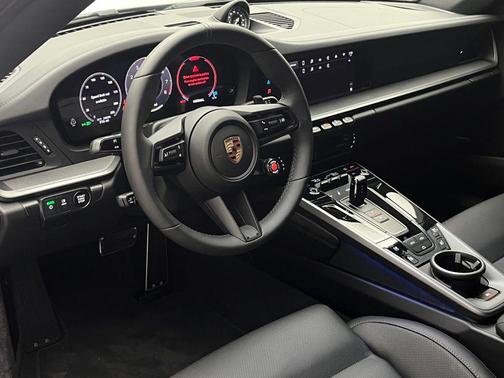 2025 Porsche 911 Carrera S