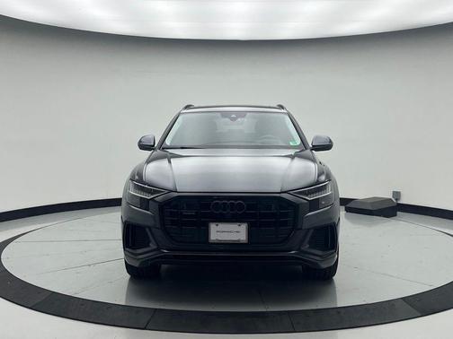 Daytona Gray Pearl Effect 2020 Audi Q8 55 Prestige