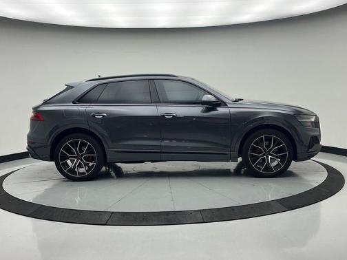 Daytona Gray Pearl Effect 2020 Audi Q8 55 Prestige