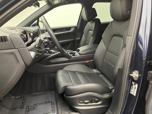 2025 Porsche Cayenne Cayenne
