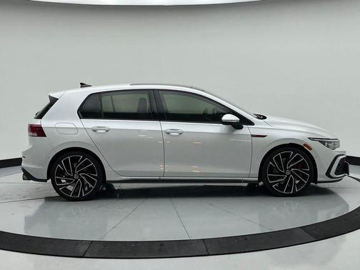 2022 Volkswagen Golf GTI 2.0T S DSG