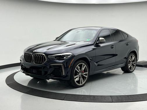 2022 BMW X6 M50i
