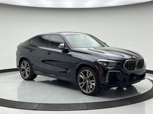 2022 BMW X6 M50i