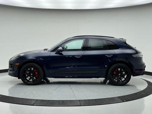 2022 Porsche Macan GTS