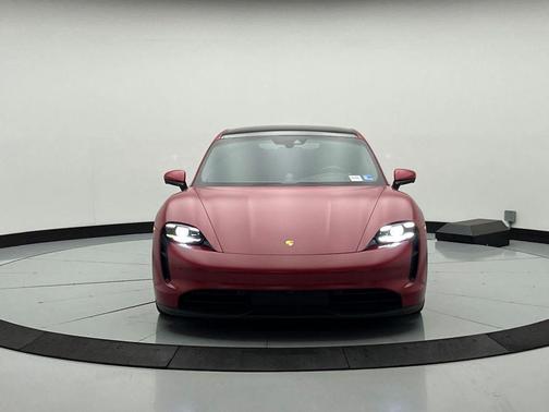 Carmine Red 2021 Porsche Taycan 4S