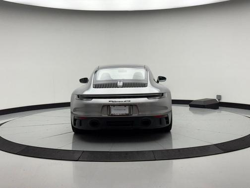 2023 Porsche 911 Carrera GTS