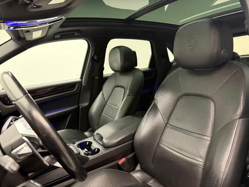 2019 Porsche Cayenne Cayenne