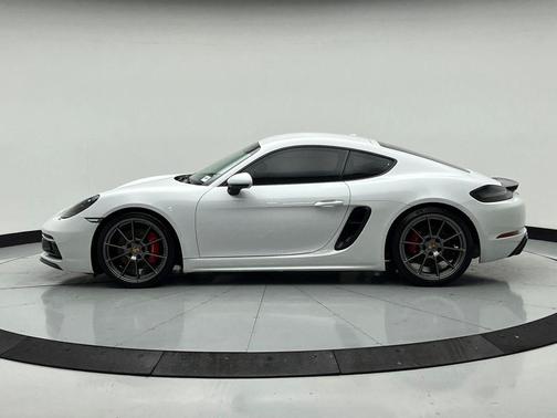2023 Porsche 718 Cayman GTS 4.0