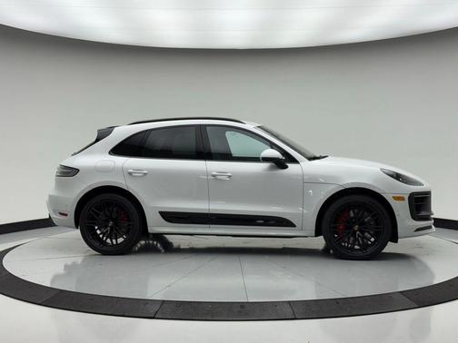 2026 Porsche Macan GTS