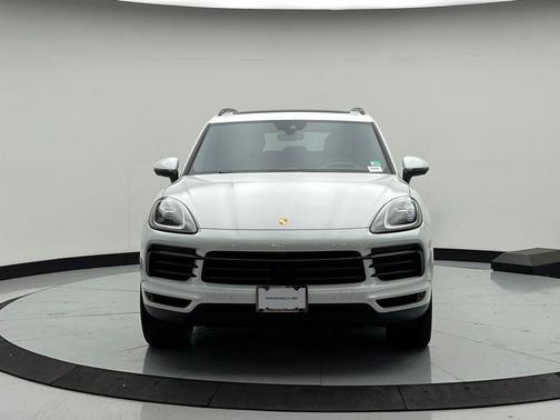 White 2023 Porsche Cayenne Cayenne
