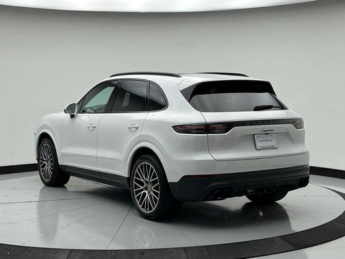 White 2023 Porsche Cayenne Cayenne