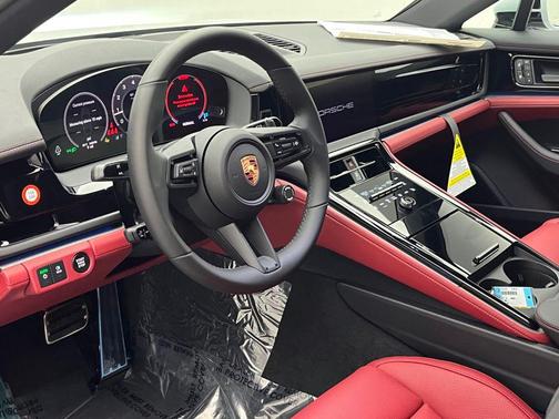 2026 Porsche Panamera 