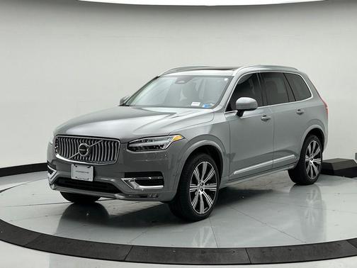 Vapour Grey Metallic 2025 Volvo XC90 B6 Plus 7-Seater