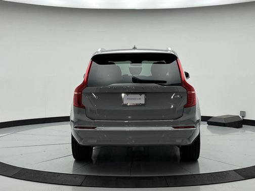 Vapour Grey Metallic 2025 Volvo XC90 B6 Plus 7-Seater