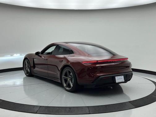 2022 Porsche Taycan 4S