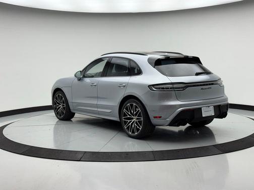2024 Porsche Macan GTS